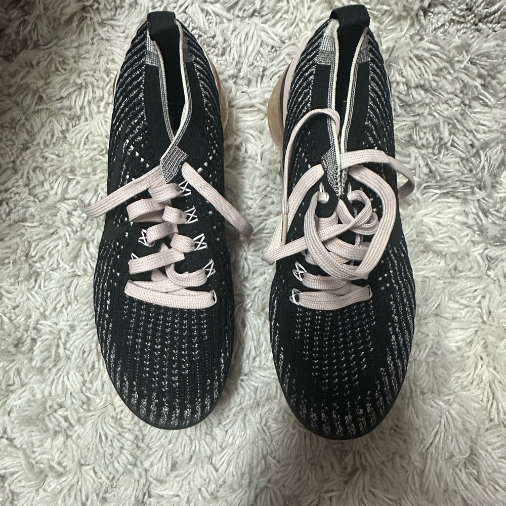 Nike vapor Max Stylish Black and Pink Women's Sneakers